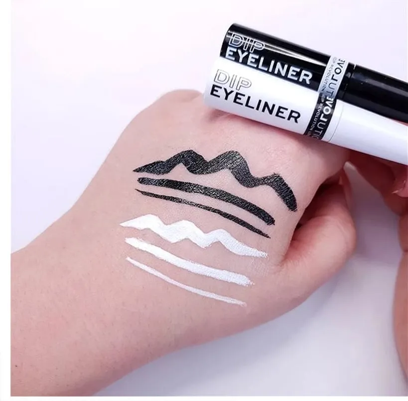 Revolution Liquid Eyeliner Dip Eyeliner - Black - 1