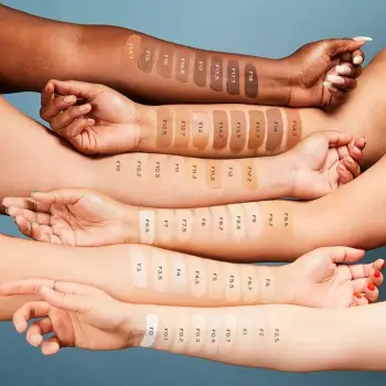 Revolution Conceal & Hydrate Foundation - F5