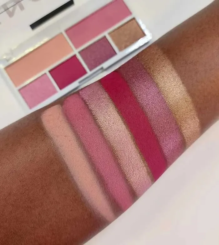 Revolution Relove - Shadow Palette Colour Play - Sincere - 1