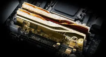 RAM Memorje G.SKILL Trident Z5 Royal F5-8000J3848G16GX2-TR5S, 32 GB (2x16 GB), DDR5, Multicolor