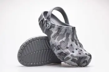 Këpucë Crocs për meshkuj, ngjyrë blu deti