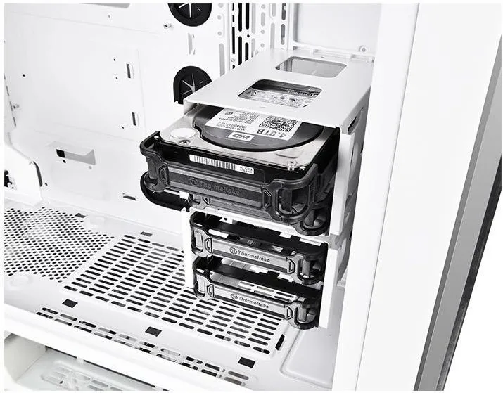 Kasë Thermaltake View 71 TG Snow Edition, Full Tower - 17