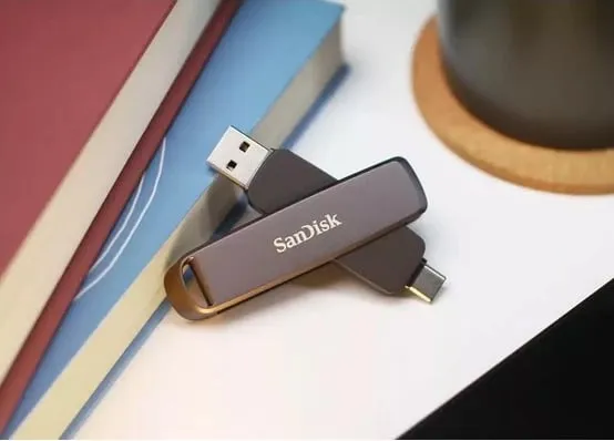 USB stick Sandisk Extreme Pro 1TB, swivel, USB 3.2, i zi - 4