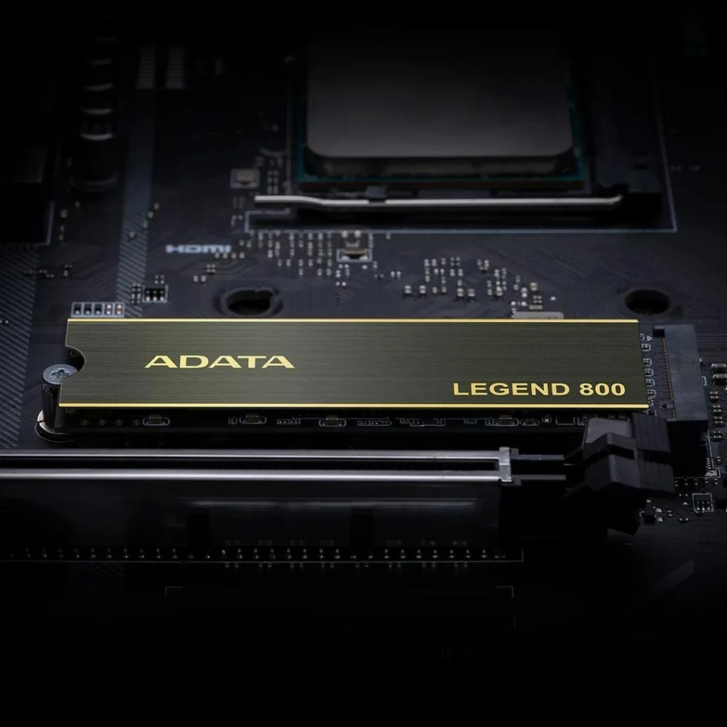 Disk SSD ADATA Legend 800, 500GB, M.2 2280 PCI-E x4 Gen4 NVMe - 1