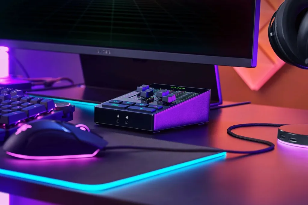 Audio mixer Razer, Audio Mixer, i zi - 3