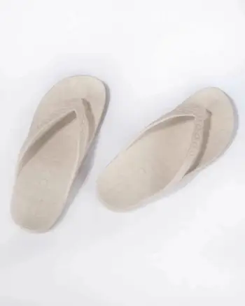 Flip-flopa për femra Ipanema, të bardha/krem