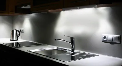 Dritë kuzhine nën dollap Maclean MCE123, 6 LED, sensor lëvizjeje, e bardhë - 2