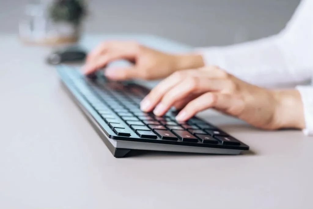 Tastierë Cherry KW 9100 SLIM, Wireless, RF Wireless + Bluetooth, QWERTY, Ngjyrë e zezë - 7