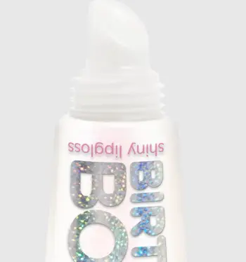 Shkëlqyes për buzë Essence Juicy Birthday Bomb Shiny, 01 Cake My Day, 10 ml