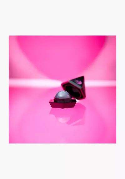 Balsam për buzë Essence Pink Is The Black, 01 Pink In Progress, 6 g - 2