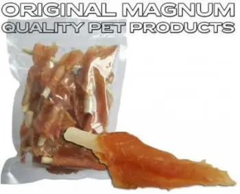 Shpërblim për qen Magnum, fileto pule në shkop lëkure lope, 250g