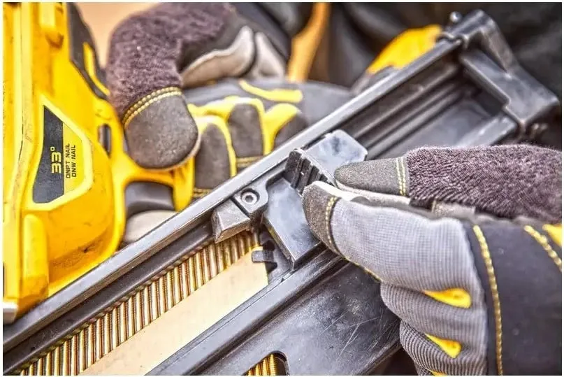 Nailer DeWalt DCN930N-XJ, 18V, e zezë - 3
