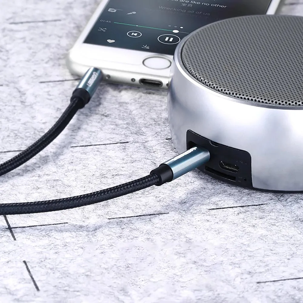 Kabllo audio Ugreen 3.5mm në 3.5mm, 2m, e zezë - 18