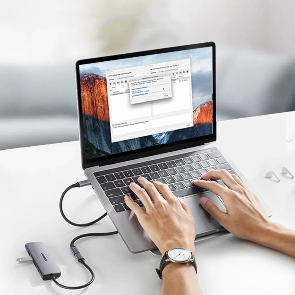 Kabllo USB-C në USB-C Ugreen US372 30205, 1m, 100W, 10Gbps, Gri - 2