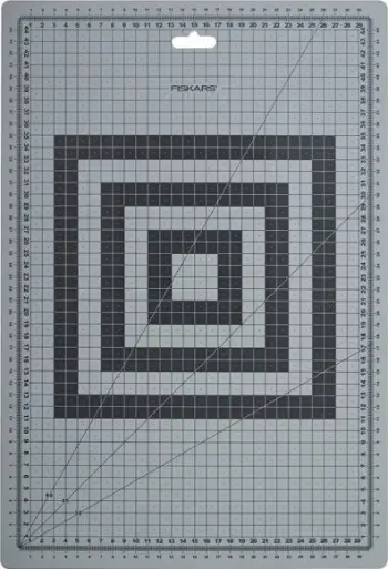 Tapet prerës Fiskars Cutting Mat A3, 30x45cm, vetëshërues, jeshil
