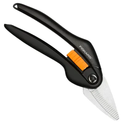 Gërshërë universale Fiskars SP28, zezë/ portokalli - 2