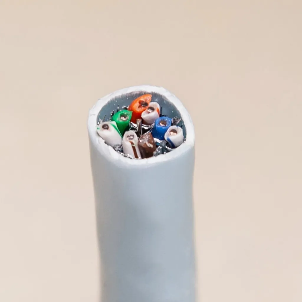 Kabllo rrjeti Unitek, kat.6a, 305m - 5