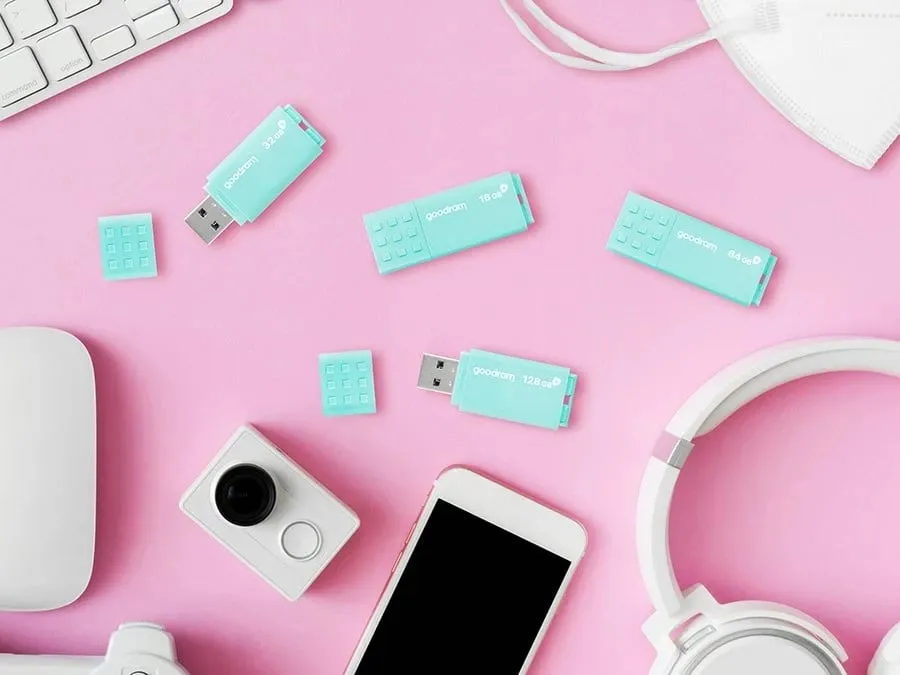 USB flash drive Goodram UME3, 64 GB, USB 3.2, Turkeze - 4