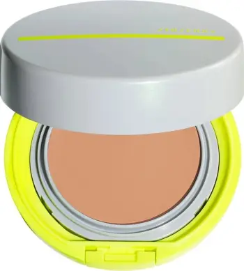 Pudër kompakte BB Shiseido Sports BB Compact SPF50+ Medium Dark 12g