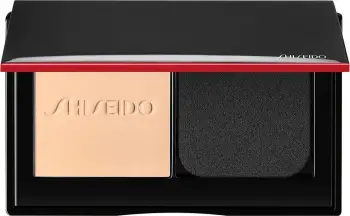 Fondatinë pudër kompakte Shiseido Synchro Skin Self-Refreshing Custom Finish Powder Foundation 130 Opal për femra 9g