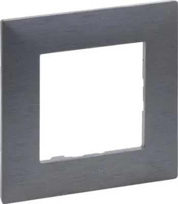 Kornizë teke Legrand Niloe Step 863991, 86 x 86 mm, çelik i furçuar
