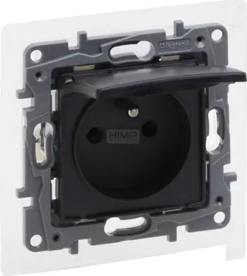 Prizë Legrand Niloe Selection 762237, 2P+E, IP44 16A 250V, antracit