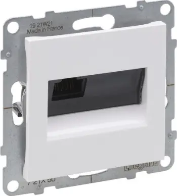 Prizë kompjuterike Legrand SUNO 721150, RJ45 Cat 5e UTP, e bardhë