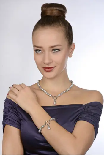 Qafore JwL Luxury Pearls JL0557