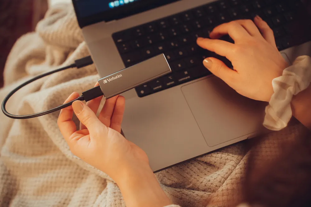 Disk i jashtëm Verbatim SSD, 1TB, USB 3.2 Gen 2, i hirtë - 3