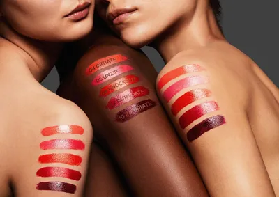 Gloss buzësh Tom Ford Lip Lacquer Vinyl Intimidate, 6 ml, për gra, i kuq - 2