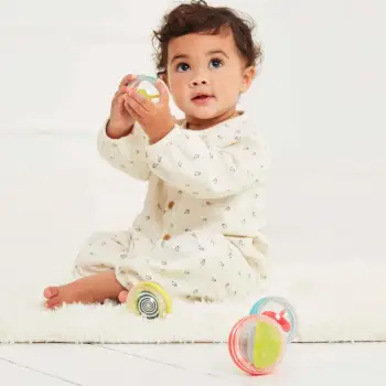 Early Learning Centre Baby Flutter Balls