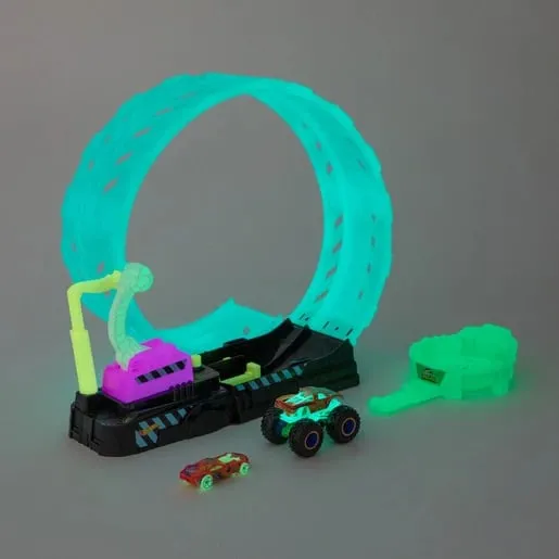 Hot Wheels Monster Trucks - Glow-In-The Dark Epic Loop Challenge Playset - 2