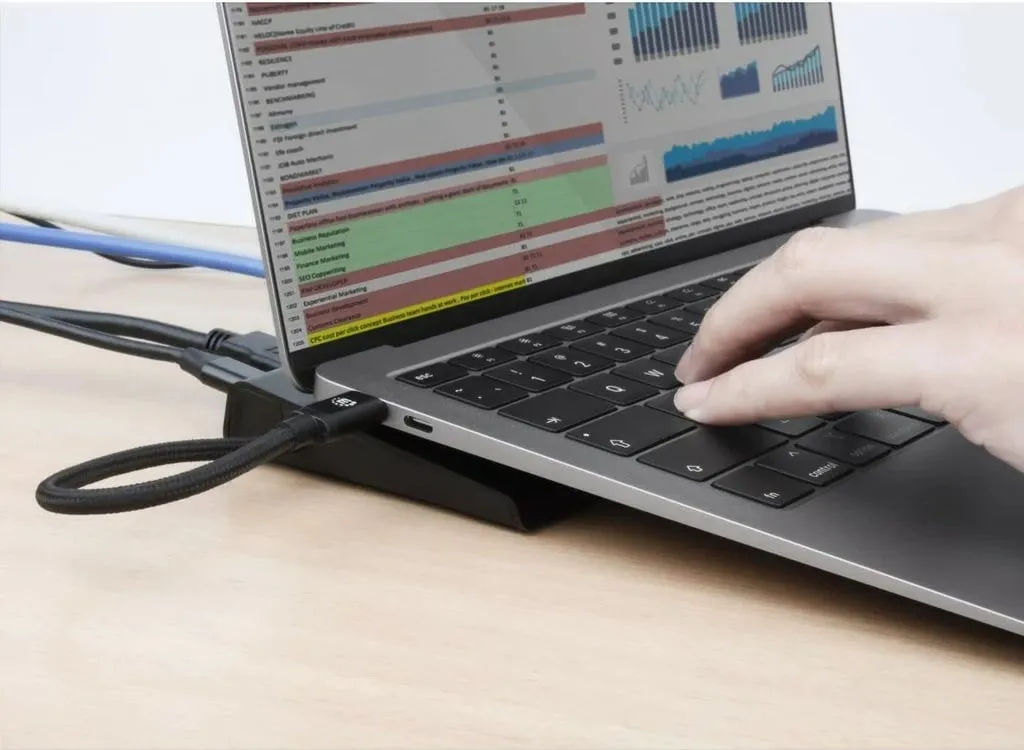 Docking station MANHATTAN USB-C 11-in-1, 4K, 3 monitorë, e zezë - 4