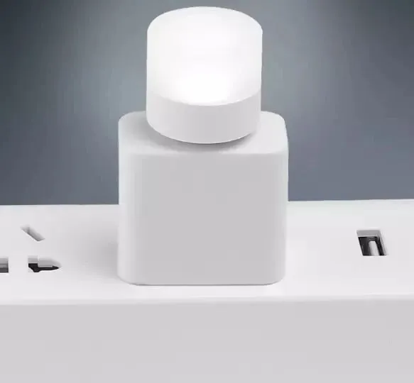 Llambë me USB MY-07, e bardhë - 2