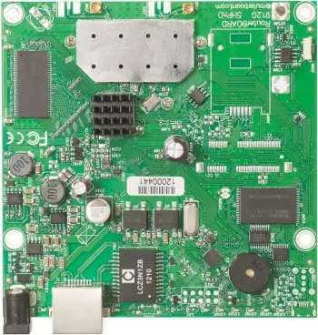 Pllakë amë MikroTik RB911G-5HPnD, për pajisje rrjeti