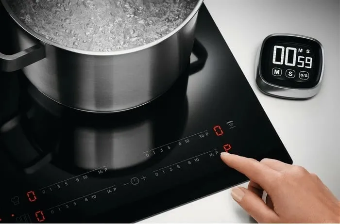 Pllakë për shporet Electrolux EIV63443, 59 cm, e zezë - 3