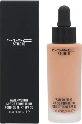 Fondatinë Mac Studio Waterweight SPF 30, lëngshme, Beige