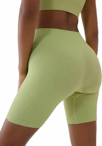 Hellonke të shkurta për femra 4F, të gjelbra