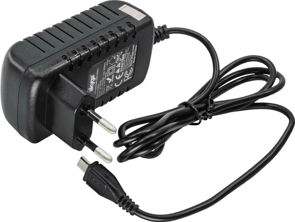 Adapter Akyga AK-TB-06, 5.0V / 2.5A, 12.5W, micro USB B, 1.1m - 1