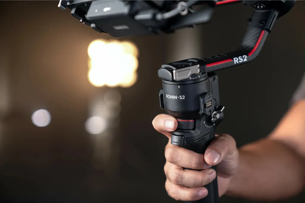 Stabilizator kamere DJI RS 2 Pro Combo, i zi - 4