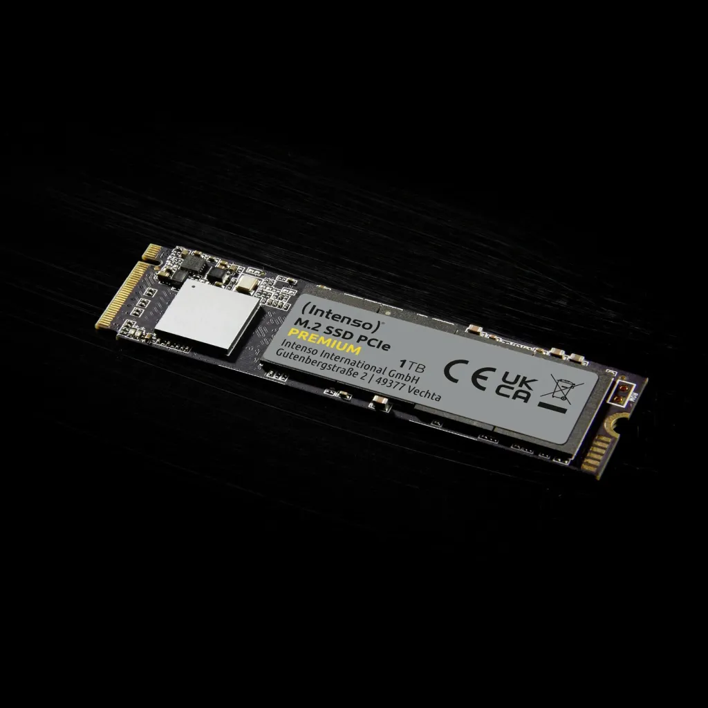 Disk SSD Intenso Premium, 500GB, M.2 2280 PCI-E x4 Gen3 NVMe - 4