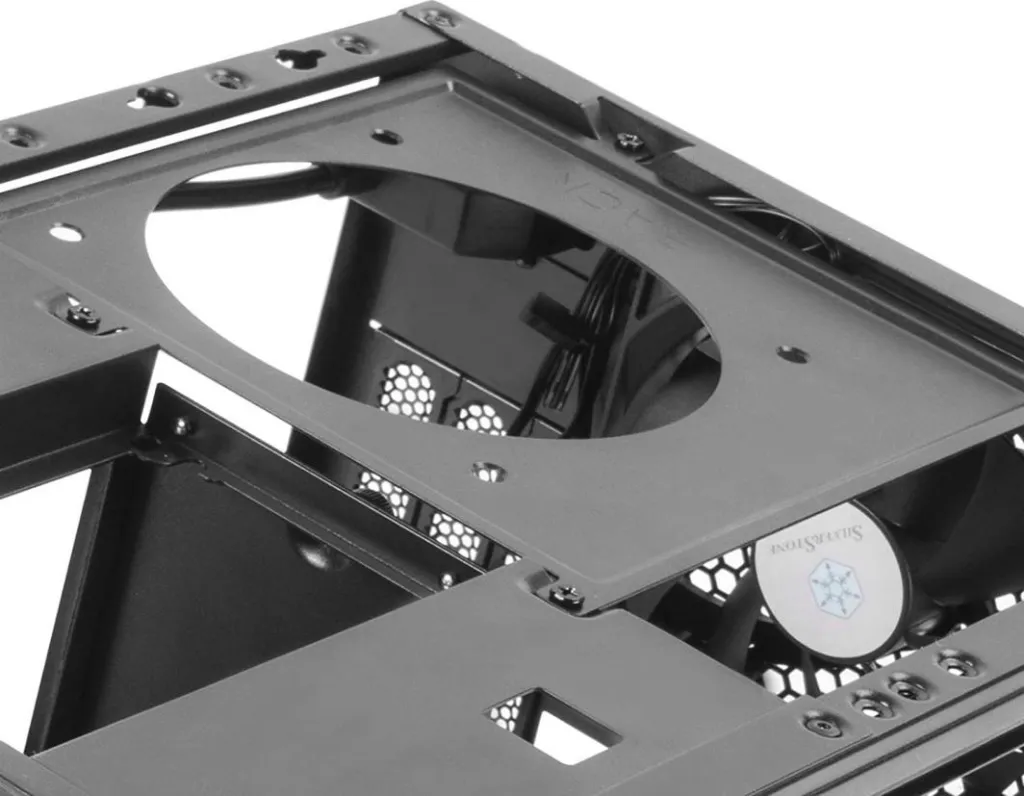 Kasë SilverStone Sugo 15, e argjendtë, Micro Tower - 13