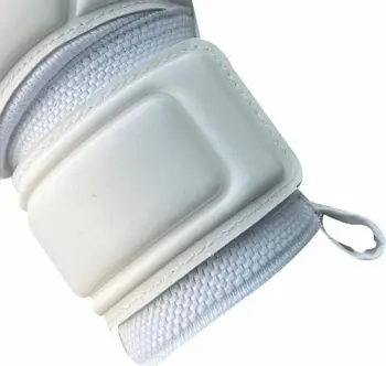 Doreza portieri për meshkuj 4keepers, të bardha
