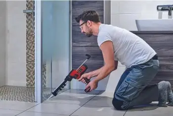 Pistoletë elektrike Einhell TE-SG 18/10 Li Solo, 18V, 310ml, zi/kuqe