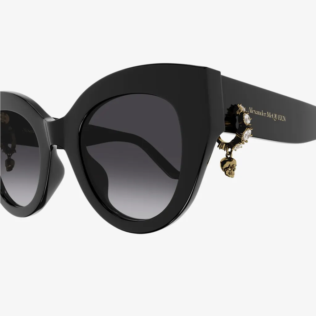 Alexander McQueen AM0417S-001 50 - 3