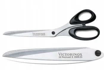 Gërshërë Victorinox, 23 cm, për përdorim shtëpiak dhe profesional, e zezë