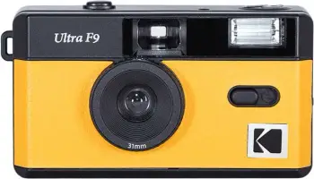 Aparat fotografik Kodak Ultra F9, film 35mm, blic i integruar, i verdhë