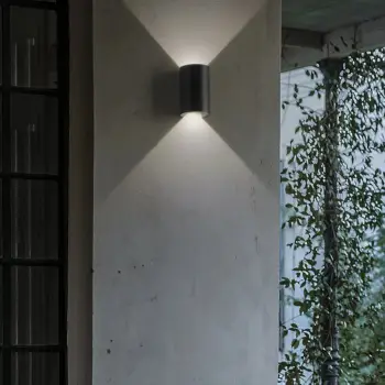 Llambë muri Apollo ap