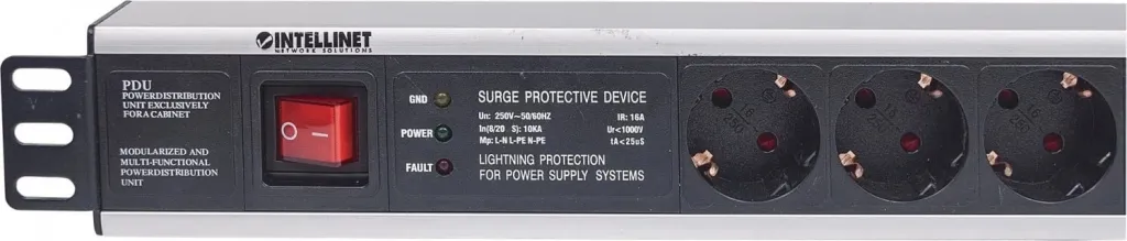 Prizë PDU Intellinet, 19'', 1.5U, 3m - 3