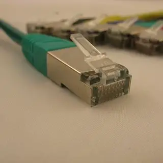 Kabllo NetRack RJ45-RJ45, kat. 5e FTP, 10m, e gjelbër